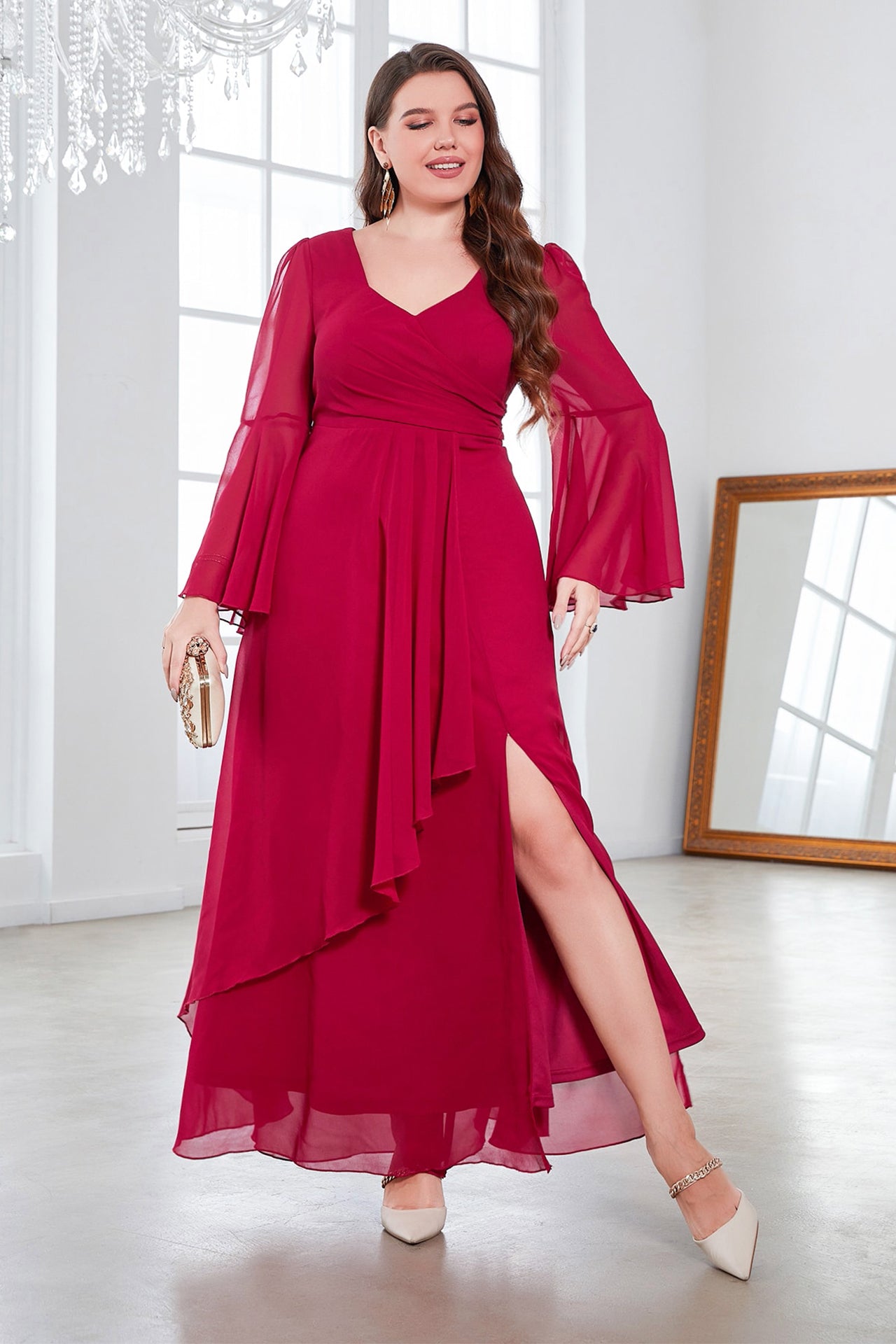 Elara | Plus Size V-Neck Chiffon Bridesmaid & Evening Dress