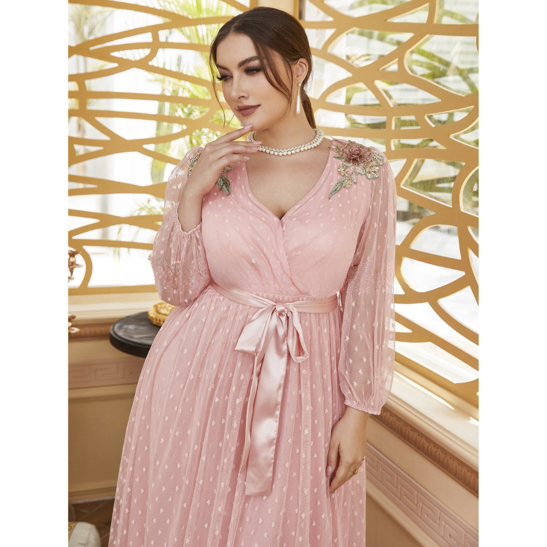 Isolde | Plus Size Sequin Embroidered V-Neck Lace Evening Dress