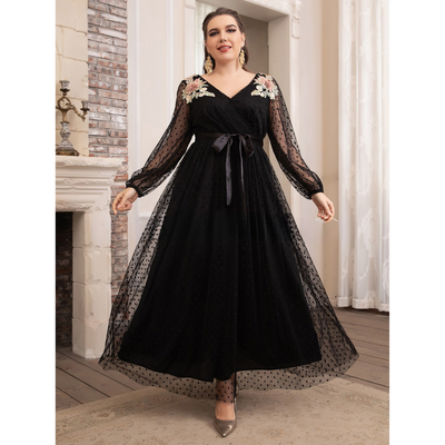 Isolde | Plus Size Sequin Embroidered V-Neck Lace Evening Dress