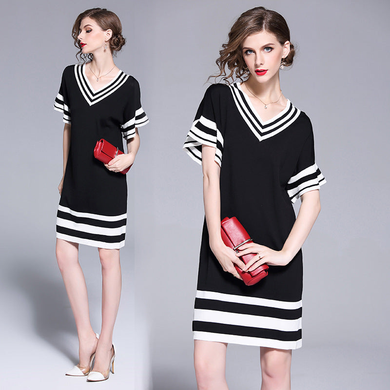 Aurelia™ | Striped Summer Knit Midi Dress