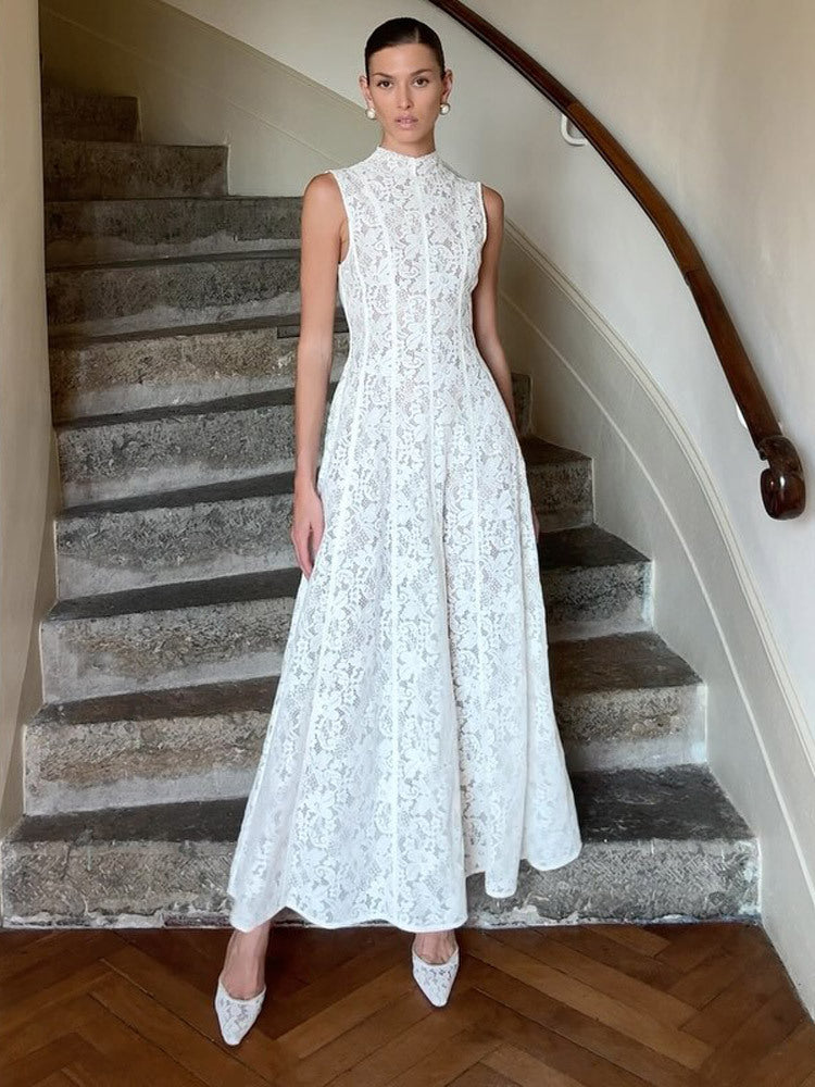 Lovestruck Babe – Floral Lace Maxi Dress