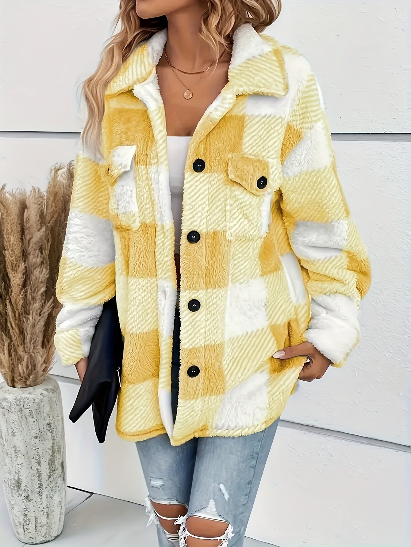 Deliah | Fluffy Jacket